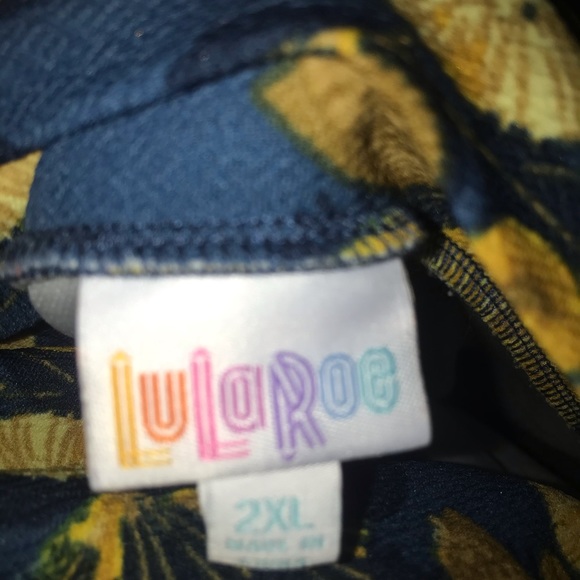 Lularoe knee length skirt - Picture 2 of 2